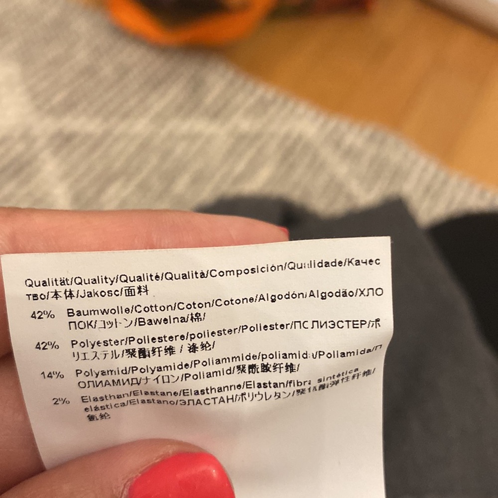 Hugo Boss Pants - Picture 5 of 5